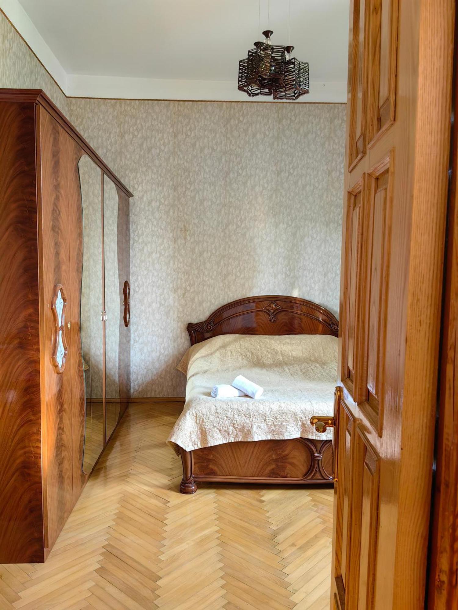Guest House Metreveli Street 19 Khashuri Eksteriør billede